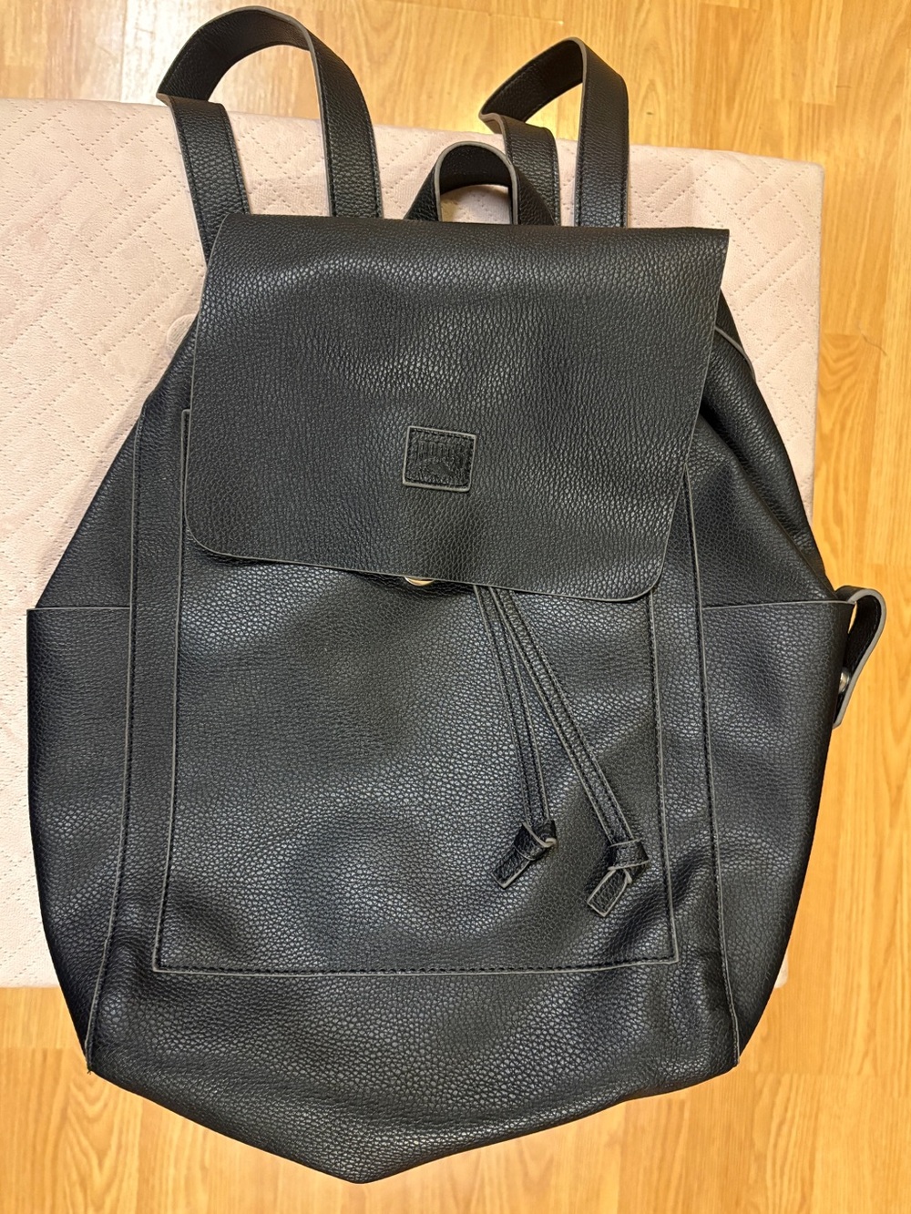 Roots Men's Black Faux Pebbled Leather Backpack - Classic Drawstring Flap